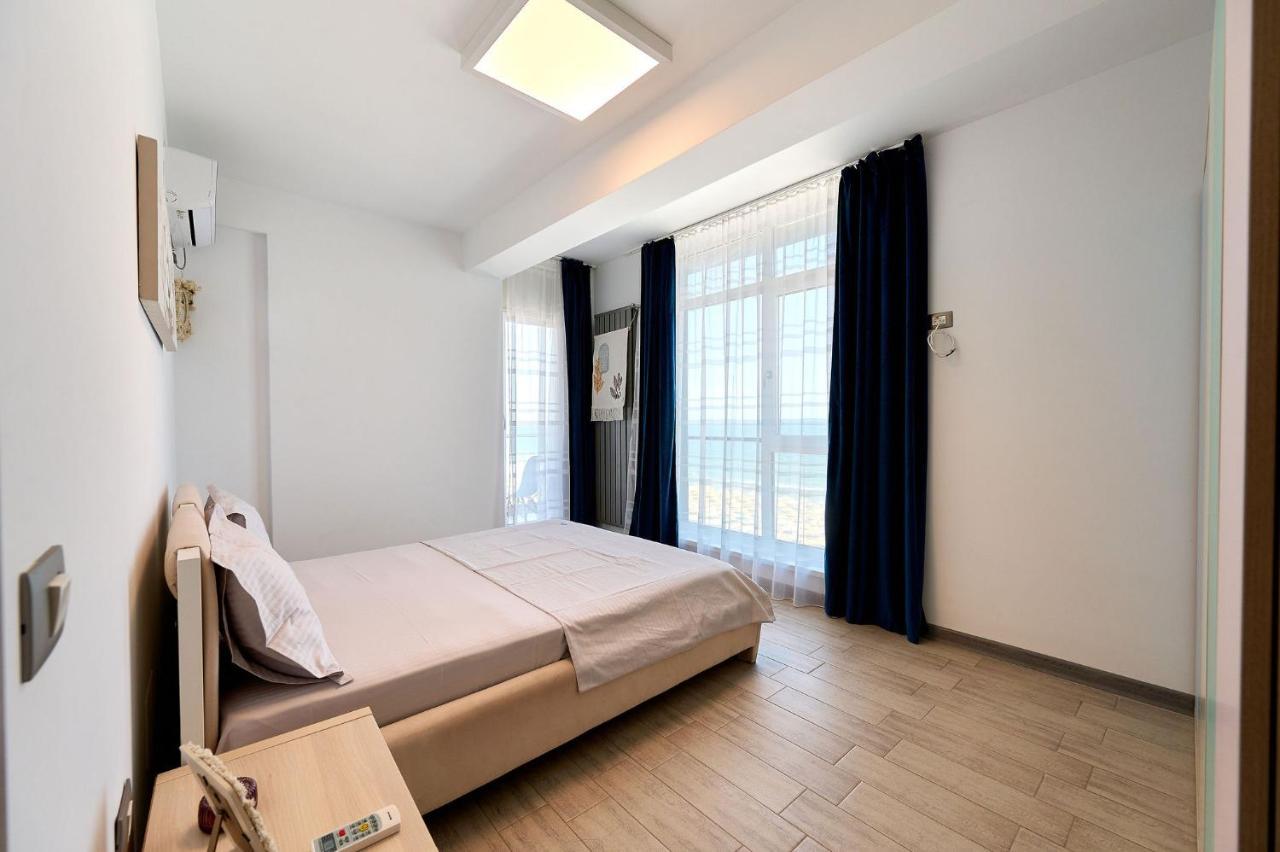 Paradise Sea View 2Bd Apt Spa N Pools Beach Resort Năvodari Kültér fotó