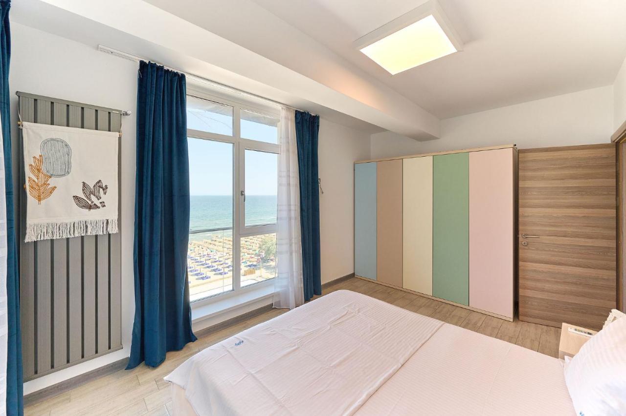 Paradise Sea View 2Bd Apt Spa N Pools Beach Resort Năvodari Kültér fotó